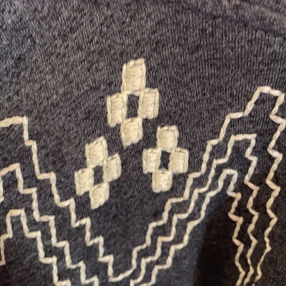 𝅺lucky Lotus Aztec dark gray open front cardigan. - Picture 4 of 11